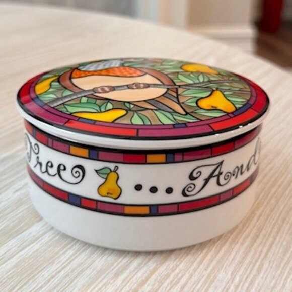 MIKASA "Partridge in a Pear Tree" Covered Ceramic Dish - Picture 1 of 13